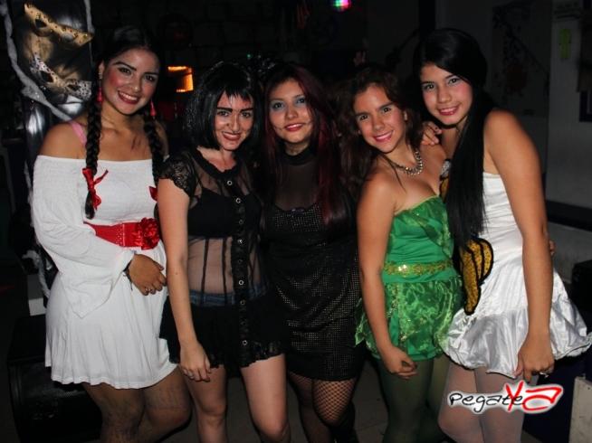 Foto 3 de Ahma Bar - Halloween 2014 en Ahma Cali, Cali