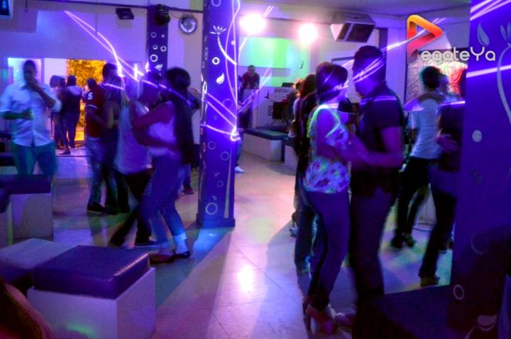 Foto 14 de Ahma Bar - 4to FDS Agostoo 2015 en Ahma Cali, Cali