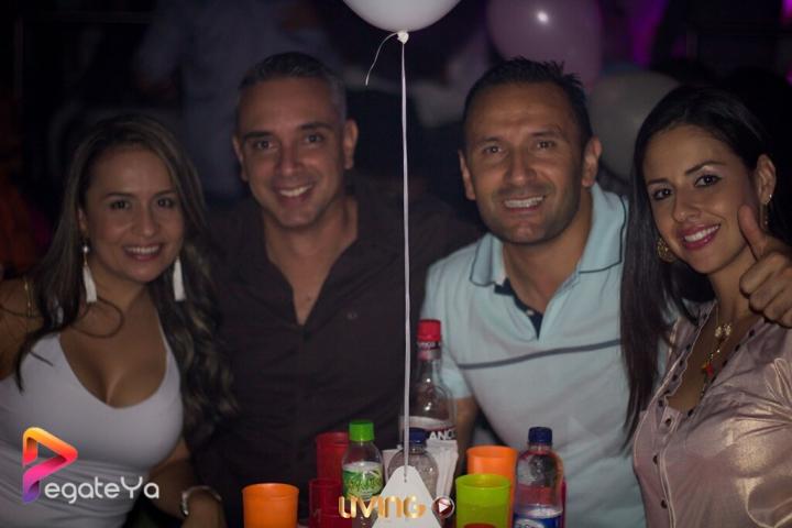 Foto 22 de Living Night Club - 4to fds Junio 2016 en Living Night Club, Cali