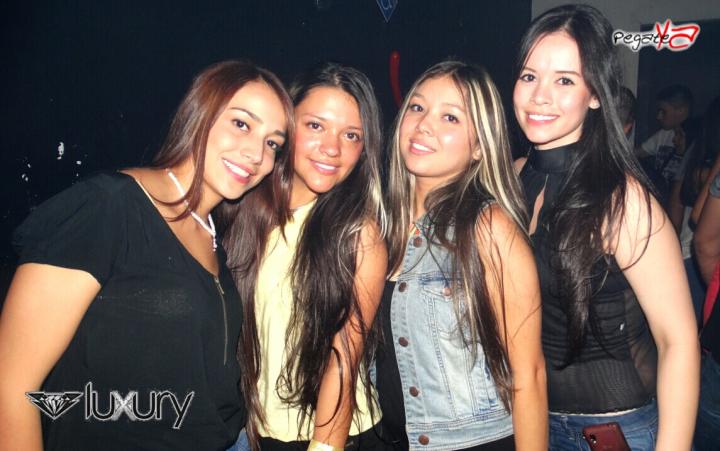 Foto 10 de Luxury - Septiembre 20 en Discoteca Luxury Medellin, Medellín