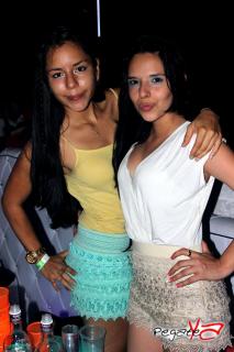 Foto 41 de Destacadas en Living Night Club, Cali