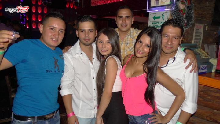 Foto 52 de Bendito Seas - 1er FDS Octubre en Discoteca Bendito Seas Medellin, Medellín