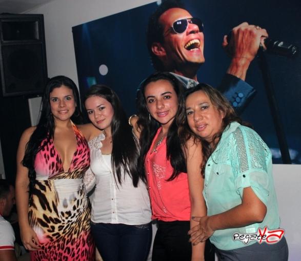 Foto 3 de Mama Salsa - 4to FDS Oct 2014 en Mama Salsa