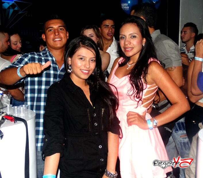Foto 38 de Luxury - Agosto 29 y 30 en Discoteca Luxury Medellin, Medellín