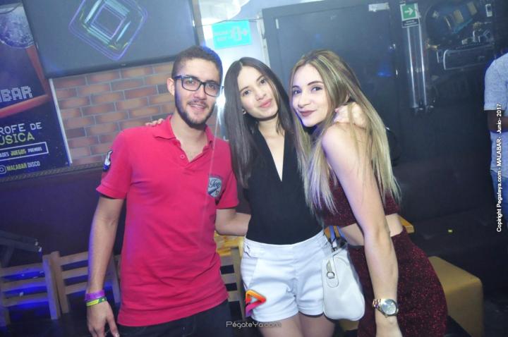 Foto 12 de Malabar - Sábado 3 de Mayo de 2017 en Discoteca Malabar Bucaramanga, Bucaramanga