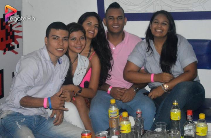 Foto 25 de Ahma Bar - Amor y Amistad 2015 en Ahma Cali, Cali