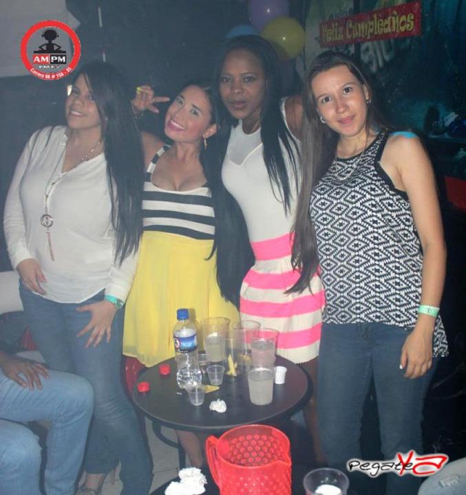 Foto 13 de Ampm Bar - Oct 4 en Am / PM Bar - Cali, Cali
