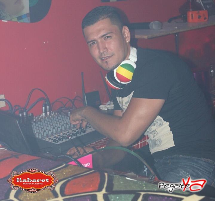 Foto 30 de Kabaret - Agosto 01 del 2014 en Kabaret - Granada, Cali