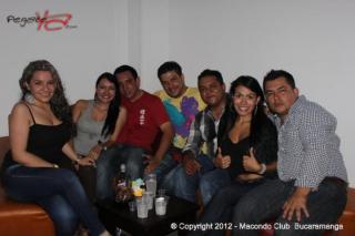 Foto 85 de Sabado 05 de Mayo 2012 en Discoteca Macondo Club Bucaramanga, Bucaramanga