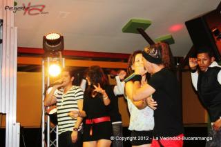 Foto 82 de Viernes 17 de Agosto de 2012 en Discoteca La Vecindad Bucaramanga, Bucaramanga