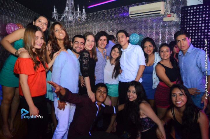 Foto 22 de BLING - sabado 5 Sep 2015 en Bar Bling Bucaramanga, Bucaramanga