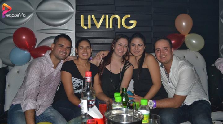 Foto 27 de Living Night Club - 2do fds Mayo 2016 en Living Night Club, Cali