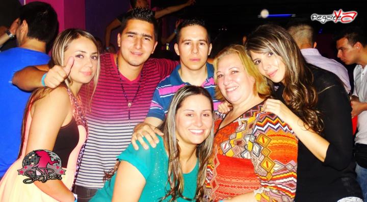 Foto 44 de Sampues - 3er FS Octubre en Discoteca Sam Pues Medellin, Medellín