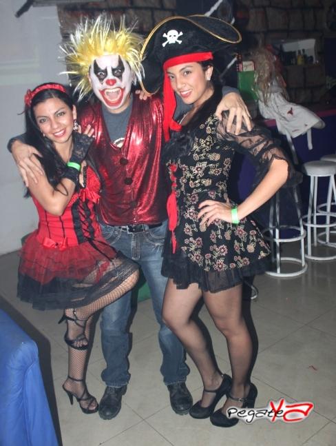 Foto 4 de Ahma Bar - Halloween 2014 en Ahma Cali, Cali