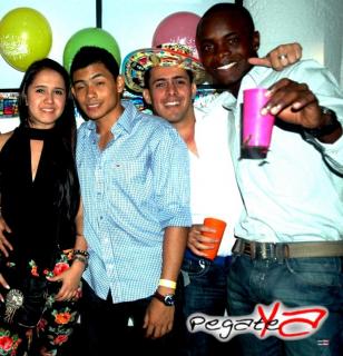 Foto 18 de Febrero 02 del 2013 en Babel / Barra Libre Cali, Cali