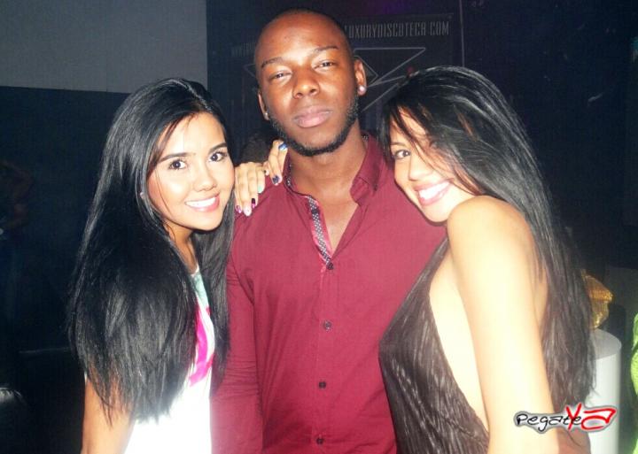 Foto 17 de Luxury - Septiembre 13 en Discoteca Luxury Medellin, Medellín