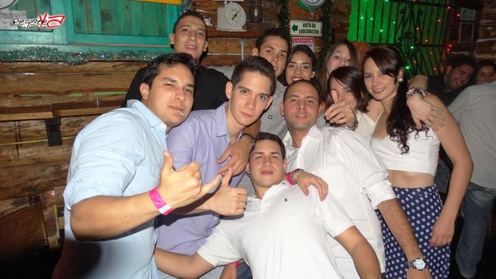 Foto 53 de Bendito Seas - 1er FDS Octubre en Discoteca Bendito Seas Medellin, Medellín