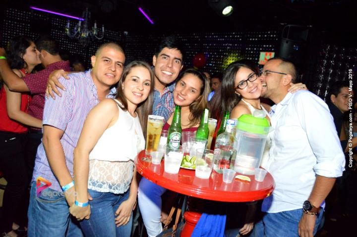 Foto 35 de PISO V - sabado 28 de mayo de 2016 en Bar Piso V Bucaramanga, Bucaramanga