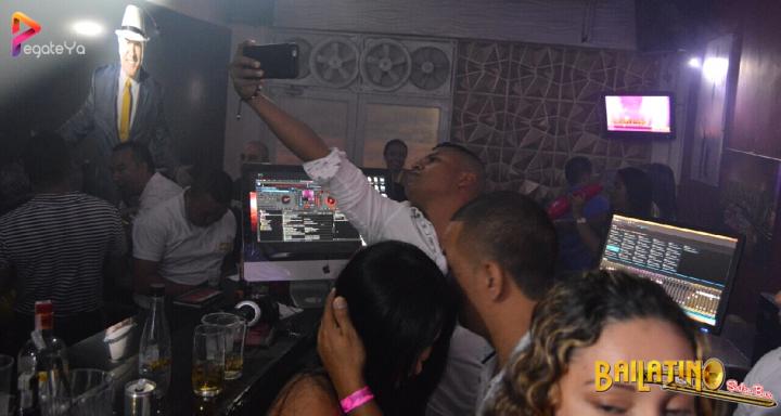 Foto 71 de Bailatino - 3er Fds Abril 2017 en Bailatino - Bar, Cali