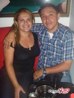Foto 28 de Marzo 31 del 2012 en Zalez Bar Karaoke Cali, Cali