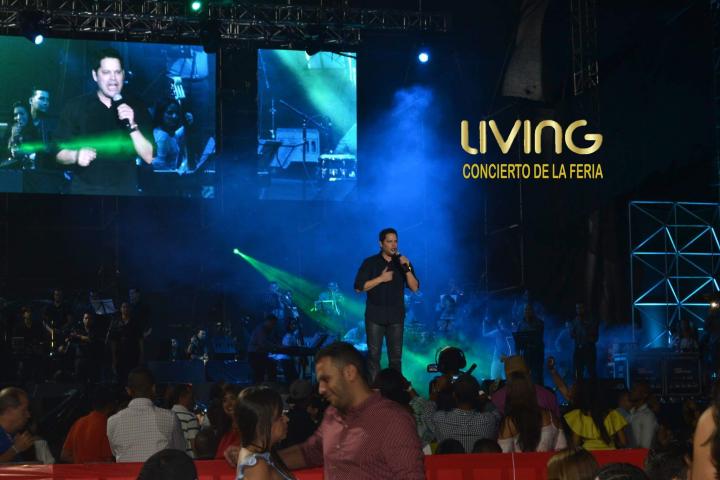 Foto 32 de Living Conciertos Feria De Cali 2016 en Living Night Club, Cali