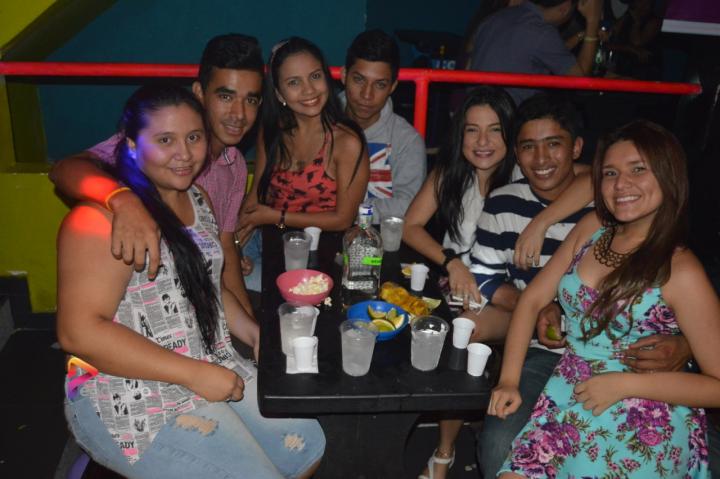 Foto 10 de Discoteca El Manicomio 21 de marzo 2015 en Discoteca El Manicomio Bucaramanga, Bucaramanga