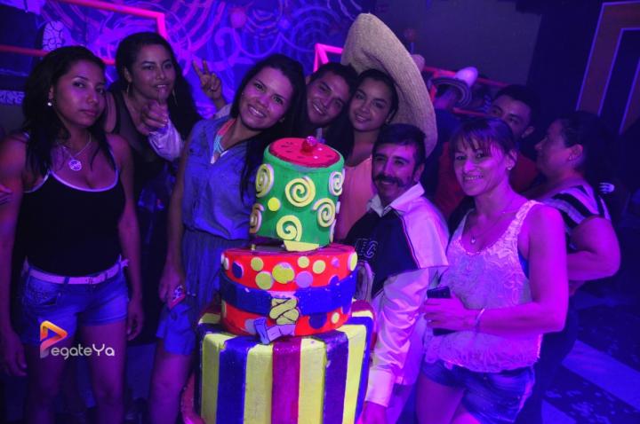 Foto 11 de El Manicomio sábado 09 de mayo 2015 en Discoteca El Manicomio Bucaramanga, Bucaramanga