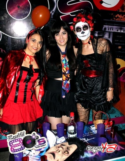 Foto 13 de Beautiful 80`s - Halloween 2014 en Beautiful 80`s Cali, Cali