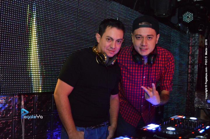 Foto 56 de PISO V - 12 marzo 2016 en Bar Piso V Bucaramanga, Bucaramanga