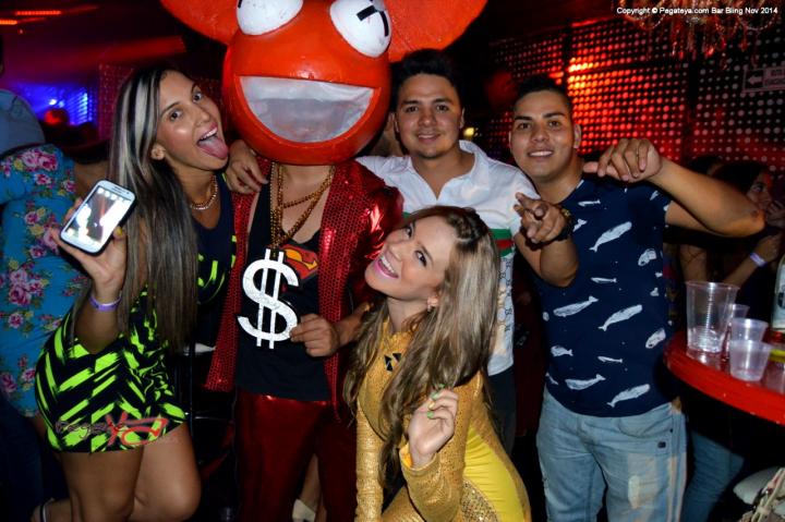 Foto 50 de Fotos BLING- 22 nov de 2014 en Bar Bling Bucaramanga, Bucaramanga