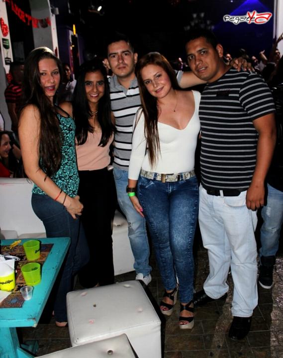 Foto 34 de Zambomba - Amor y Amistad en Club Zambomba, Cali