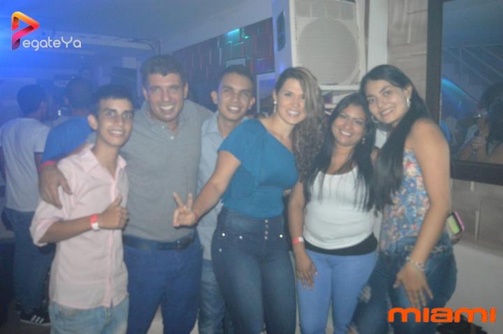 Foto 28 de Miami Bar - 3er FDS Enero 2016 en Miami Bar Cali, Cali