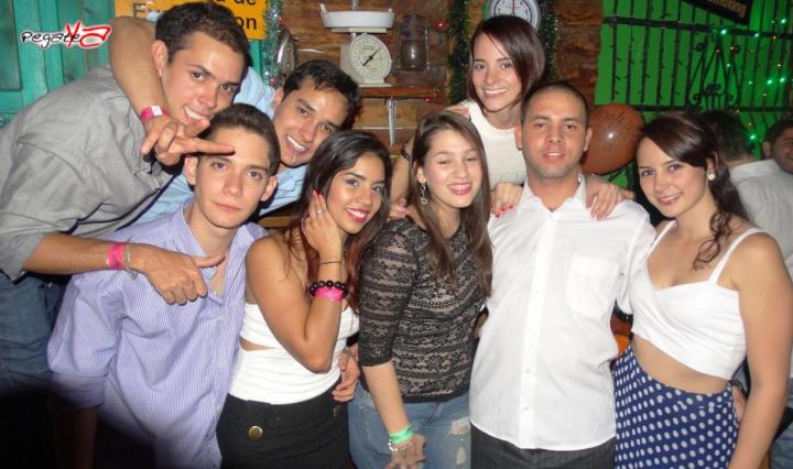 Foto 54 de Bendito Seas - 1er FDS Octubre en Discoteca Bendito Seas Medellin, Medellín