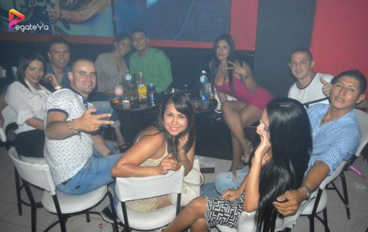 Foto 4 de Ampm Bar - 1er FDS Febrero 2016 en Am / PM Bar - Cali, Cali