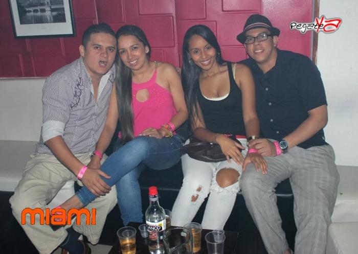 Foto 35 de Miami Bar - 4to FDS Oct 2014 en Miami Bar Cali, Cali
