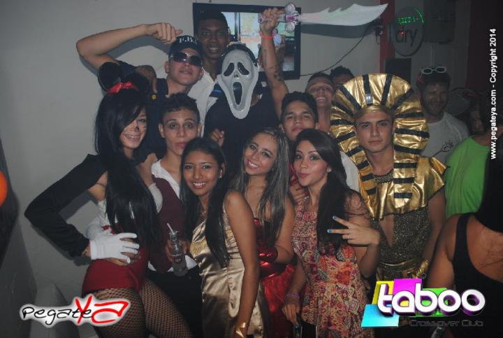 Foto 23 de Taboo Halloween 2014 en Discoteca Taboo Cartagena, Cartagena