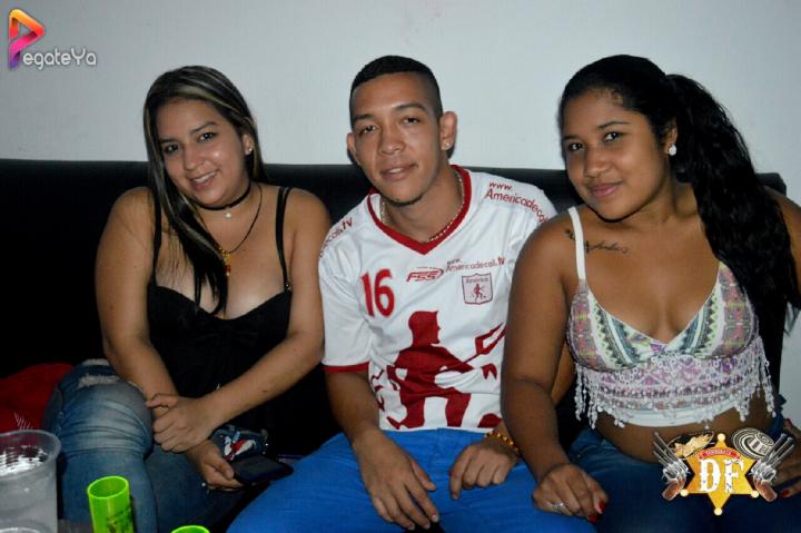 Foto 17 de EL DF - 2do Fds Mayo 2017 en El DF Club Discoteca