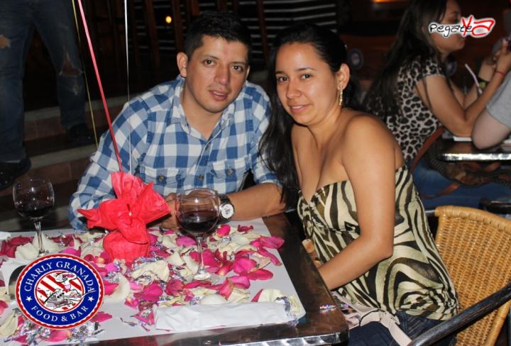 Foto 16 de Charly Food Bar - 1er FDS Nov 2014 en Charly Food Bar, Cali