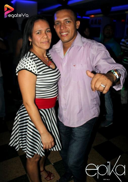 Foto 17 de Epika - Amor y Amistad 2015 en Epika Night Club, Cali
