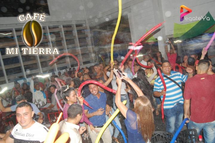 Foto 58 de Cafe mi Tierra - 5to Fds Abril 2016 en Cafe Mi Tierra, Cali