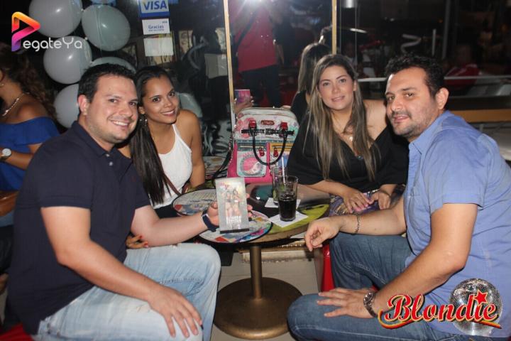 Foto 10 de Blondie - 1er Fds Mayo 2016 en Blondie Bar Cali, Cali