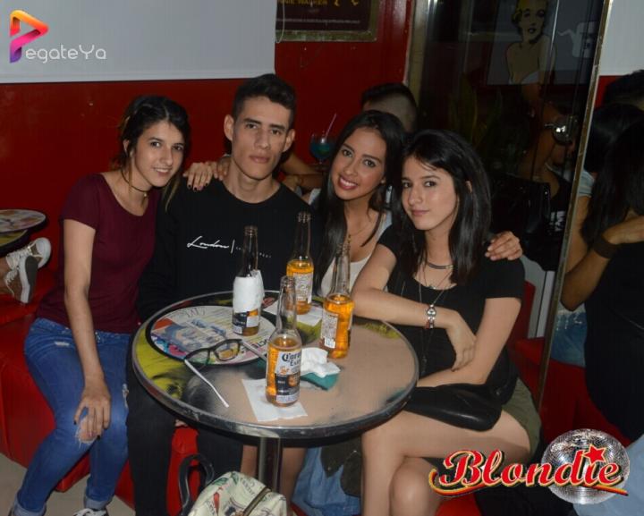 Foto 37 de Blondie - 2do Fds Mayo 2016 en Blondie Bar Cali, Cali