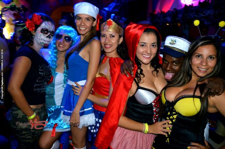 Foto 84 de Chabela viernes 31 de octubre de 2014 en Discoteca Chabela Bucaramanga, Bucaramanga