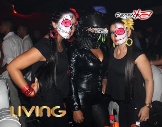 Foto 7 de Living Night Club - Halloween 2014 en Living Night Club, Cali