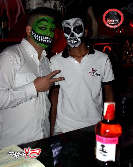 Foto 22 de Ampm Bar - Halloween 2014 en Am / PM Bar - Cali, Cali