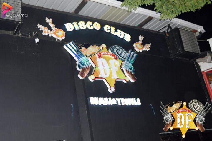 Foto 4 de EL DF - 1er FDS Mayo 2017 en El DF Club Discoteca
