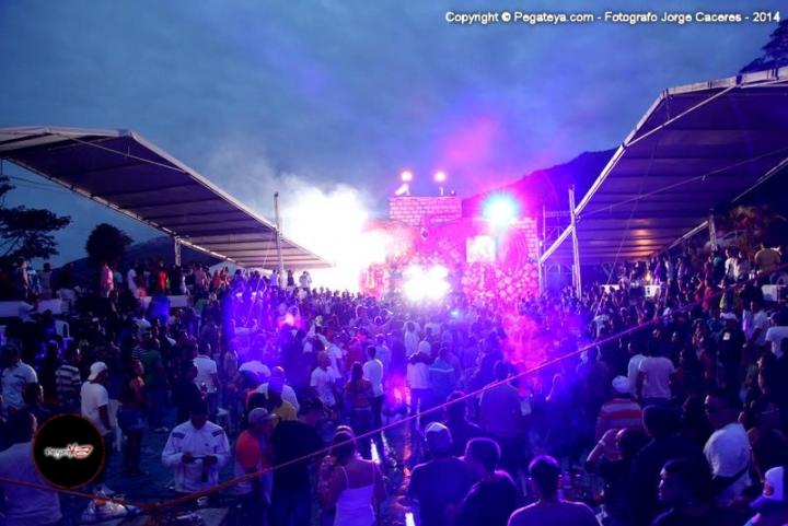 Foto 132 de TOMORROWLAKE Lago Calima en Fiestas Colombia, Medellín