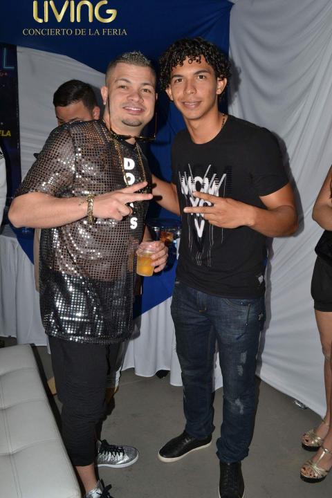 Foto 33 de Living Conciertos Feria De Cali 2016 en Living Night Club, Cali
