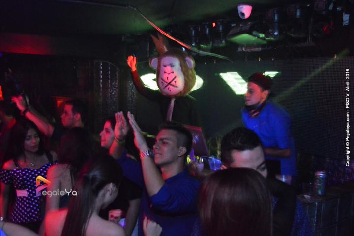 Foto 28 de Piso V - Sabado 9 abril de 2016 en Bar Piso V Bucaramanga, Bucaramanga