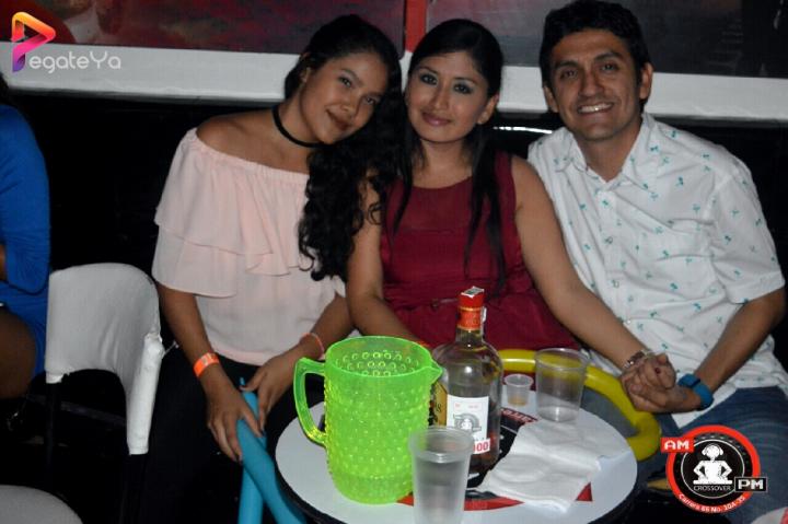 Foto 44 de Ampm Bar - AMOR & AMISTAD 2016 en Am / PM Bar - Cali, Cali